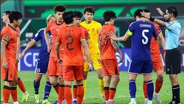 亚足联确认！无缘冠军仅一天，中国队传来消息下届亚洲杯出线难了