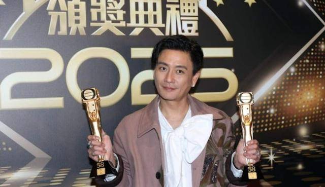 TVB视帝现身市场买菜，背包接地气，刚获得内地年度实力大奖