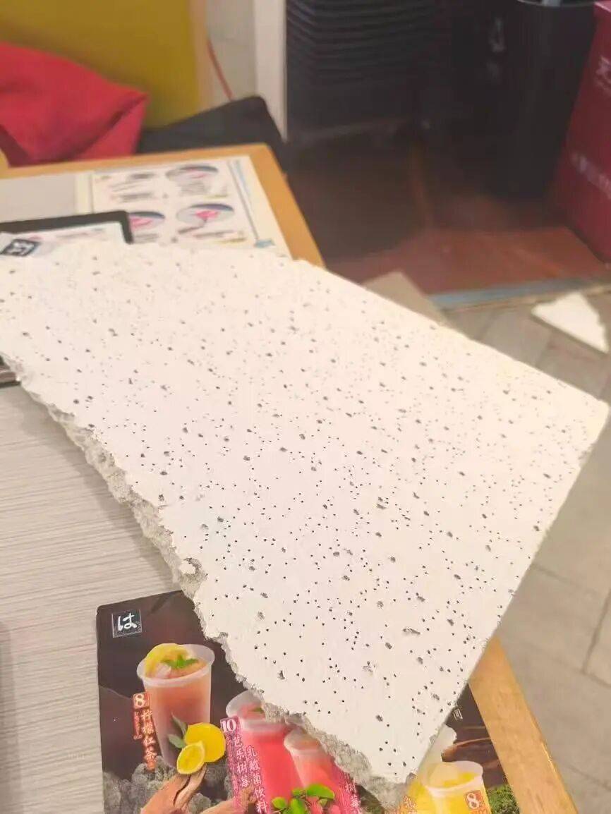 天津一滨寿司门店天花板坠落砸到顾客!最新回应来了!_伊势_网友_赔偿