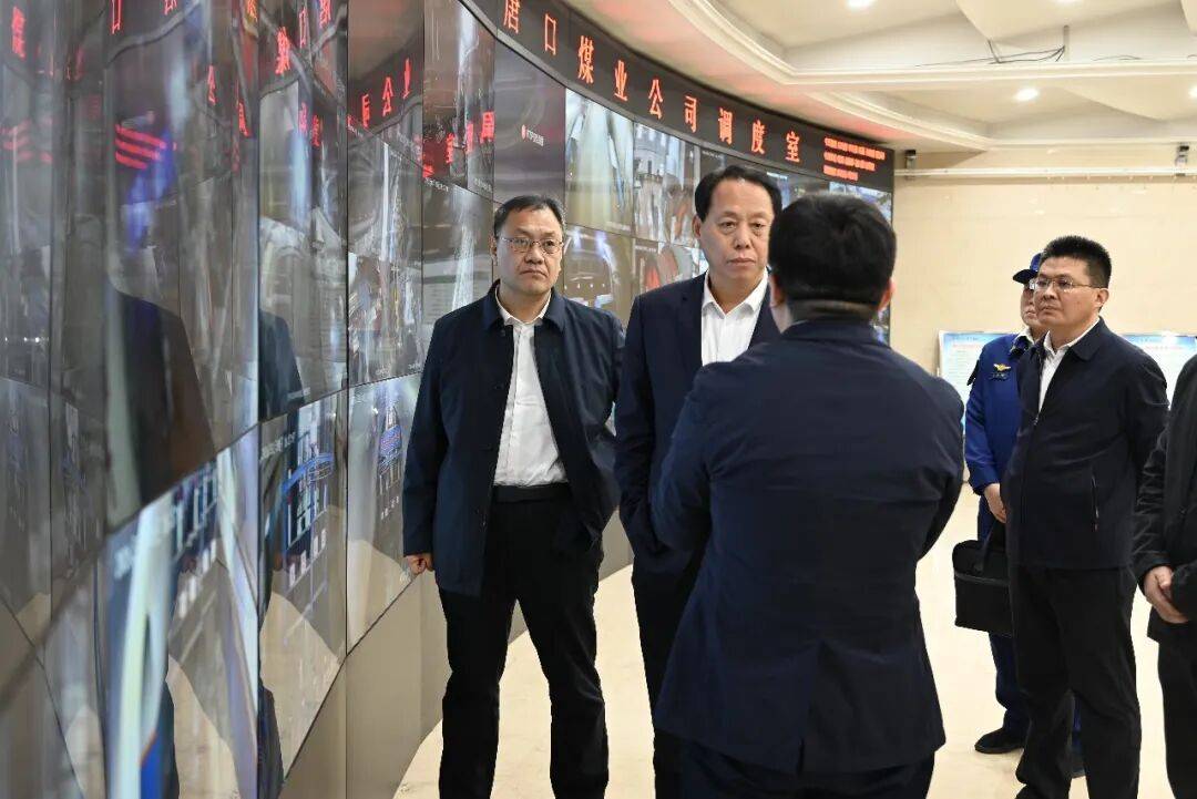 市委常委、副市长刘东波“四不两直”检查安全生产工作_隐患_进行了_部门