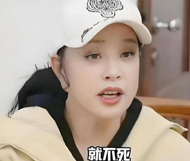 不服老的刘晓庆,摔倒2个月后担心的事来了,张艺谋又说对了_工作_身体_拼劲
