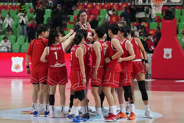 记者观察︱“以老带新”的中国女篮暴露问题
