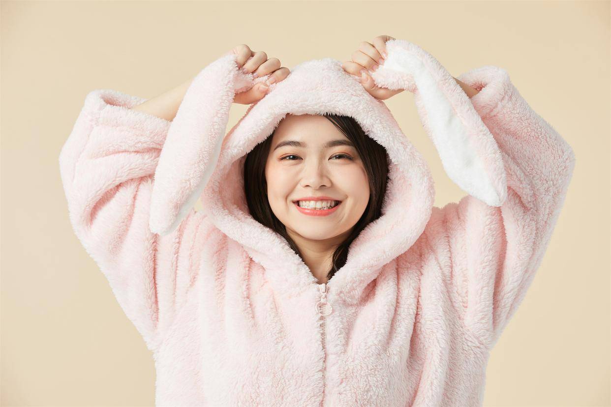 万益蓝热销背后的AB面：频陷"减肥