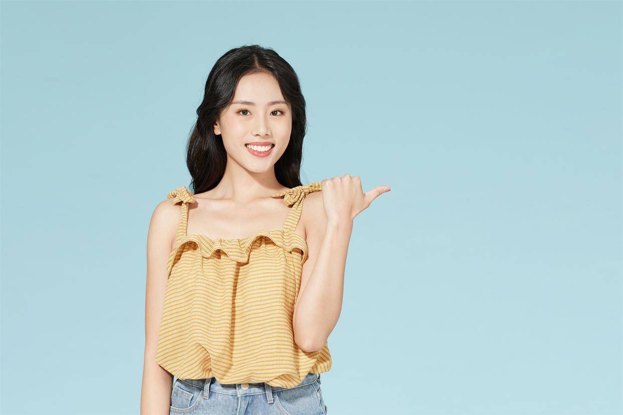 宝妈称苏宁售出的爱他美奶粉内有头发 客服：愿