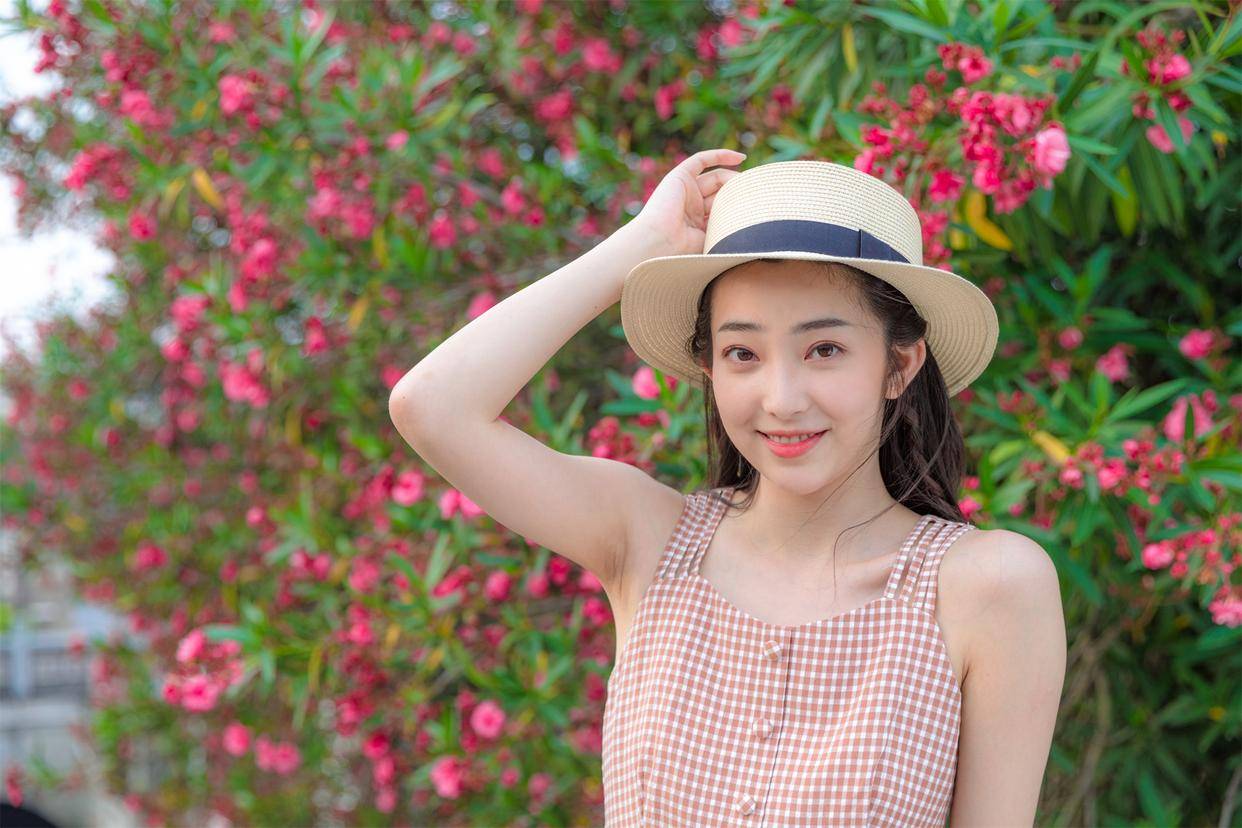 轻食外卖连锁后厨调查：发霉蔬果榨汁 隔夜菜挑