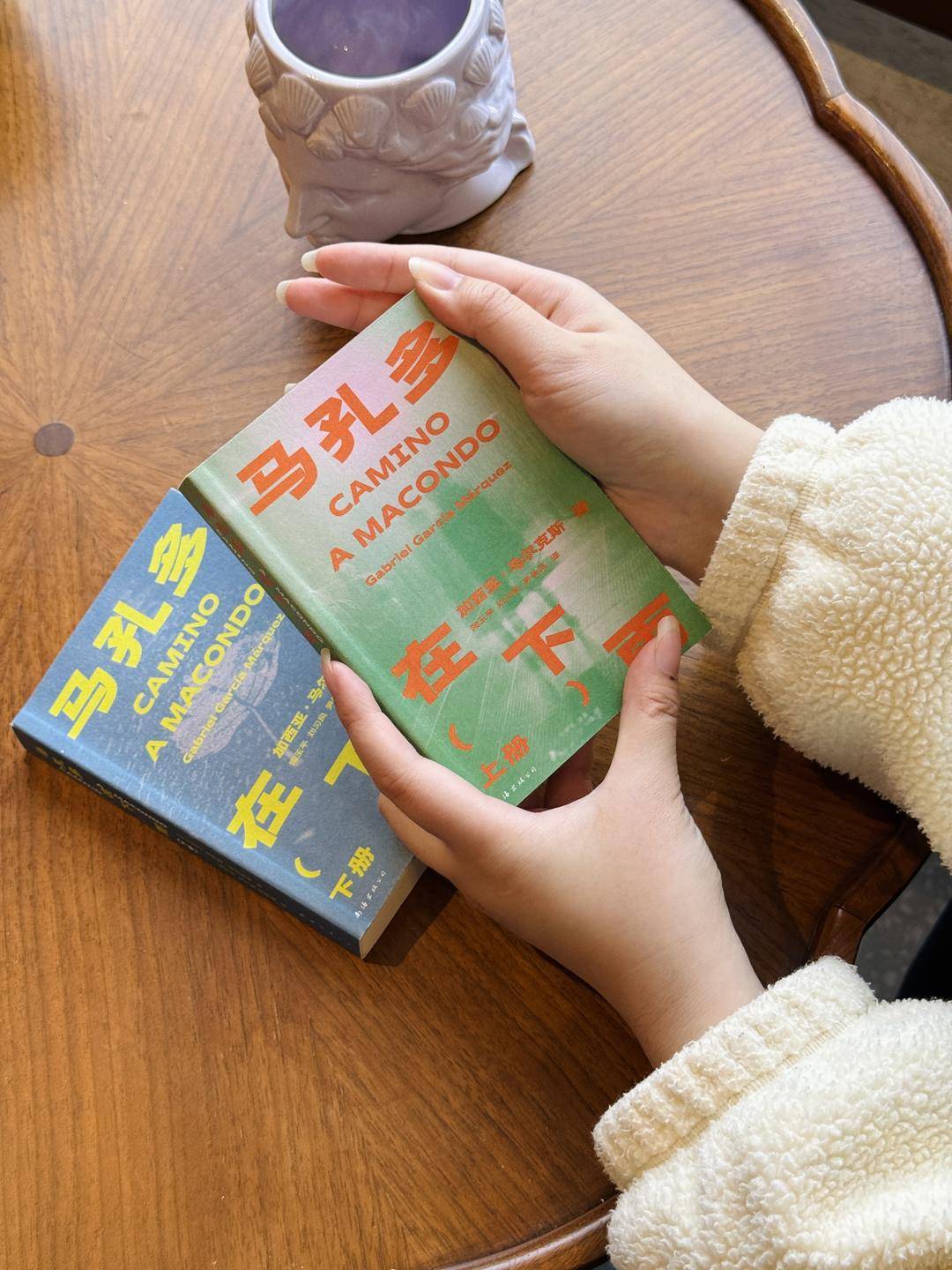 多家出版社先后推出巴掌大的文库本，更小的书能让我们和经典更近吗？ 