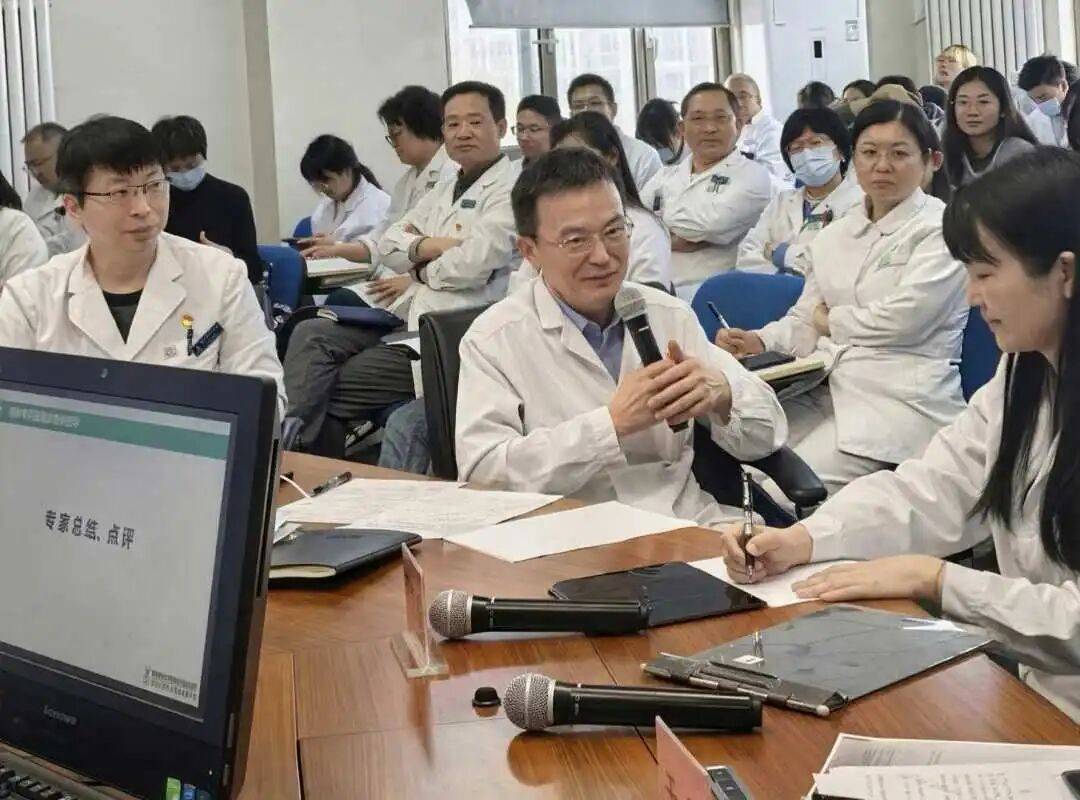 包含回龙观医院老年人看病代挂号重症转诊顺畅衔接,诊疗不断档的词条 包含回龙观医院老年人看病代挂号重症转诊顺畅衔接,诊疗不断档的词条