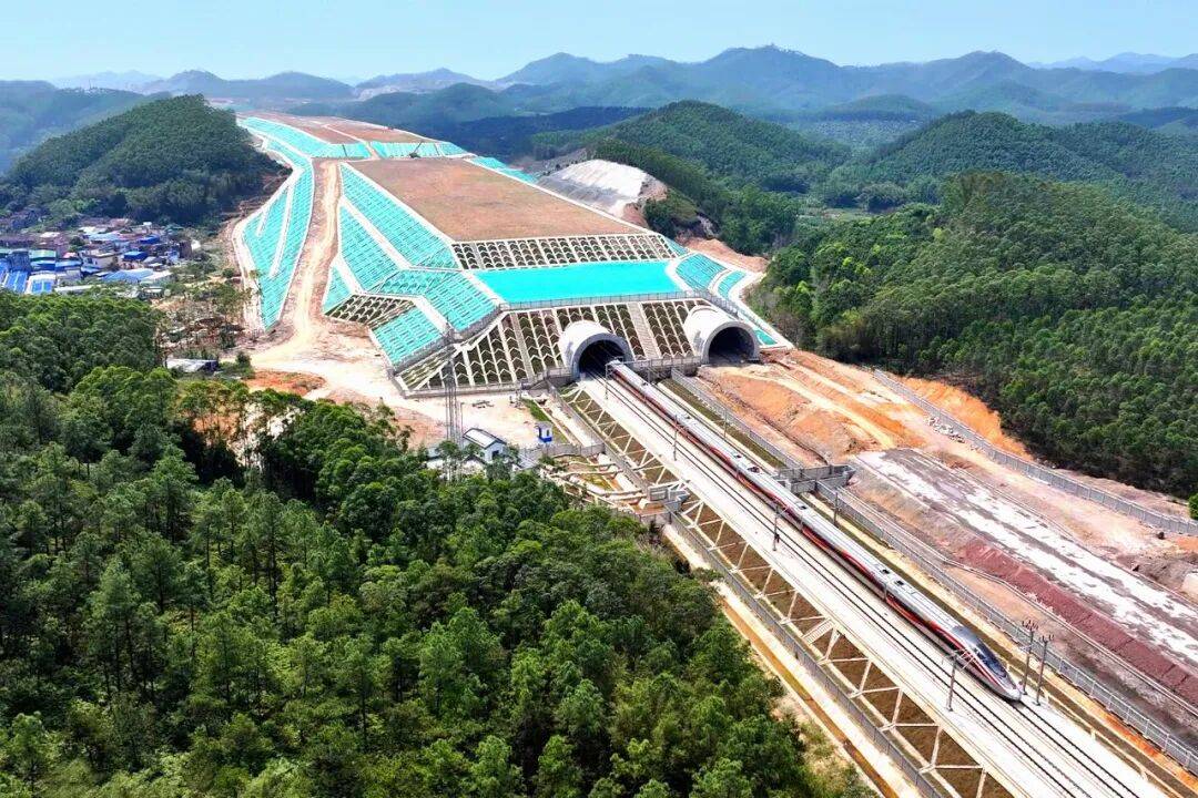 高明举全区之力,高标准打造临空经济区_机场集团_建设_发展