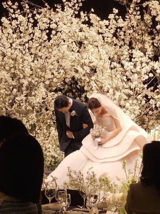 从女团成员到豪门太太！她首次公开新婚住宅，奢华程度令韩网友咂舌 插图4