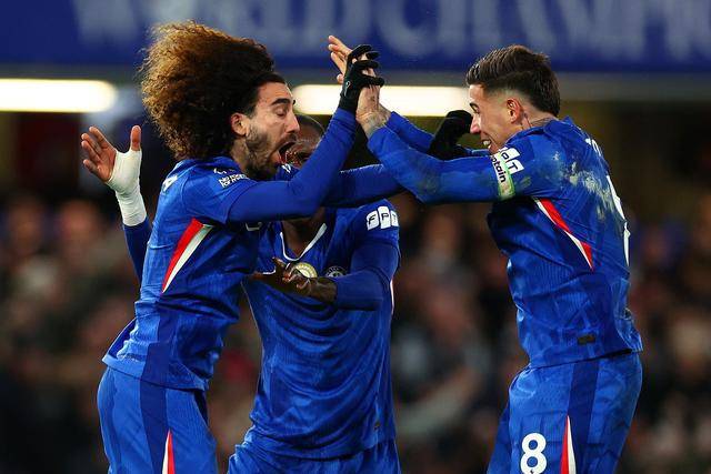 切尔西刺儿头待遇不同，恩佐停赛两场，库库雷利亚没事