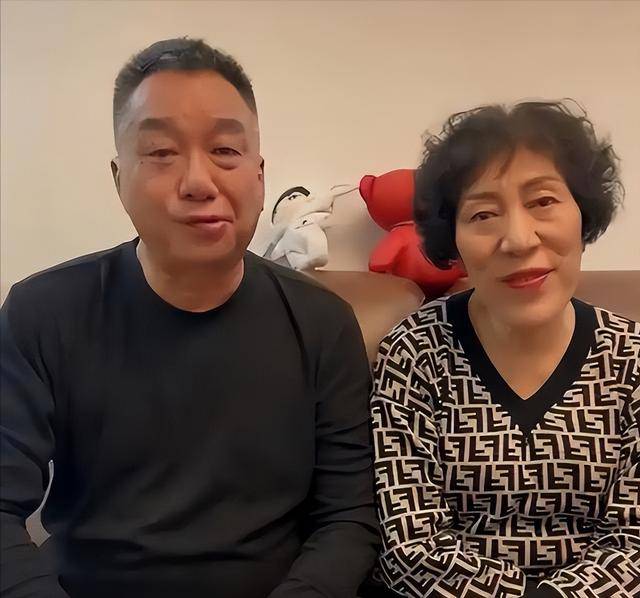 3天5个瓜！乔任梁去世细节被公开 欠钱不还 张柏芝睡垃圾袋 个个离谱