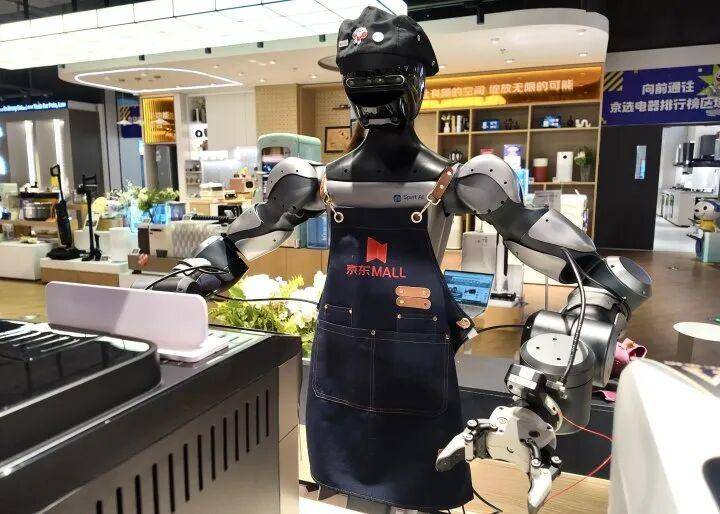 马云、雷军同时出手！杭州这家公司一个月融资30亿元