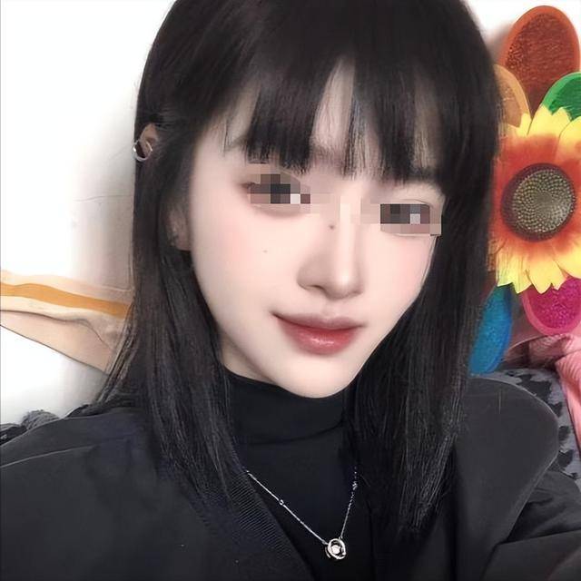 云南美女赵杨珍去世,年仅24岁,新店还在装修,去世原因令人惋惜_网友_姐姐_红绿灯