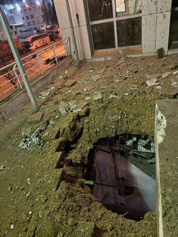 伊朗10项停战条款最新披露，以色列称多地遭伊朗导弹袭击