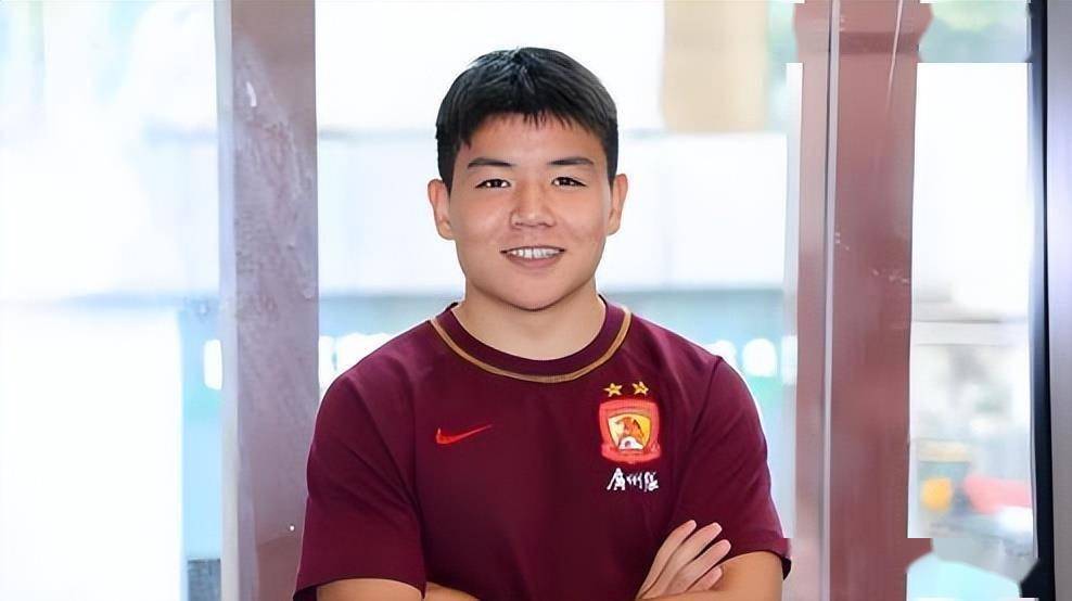 邵佳一没看错他！当初不遗余力培养的王牌希望之星，如今已成国足主力