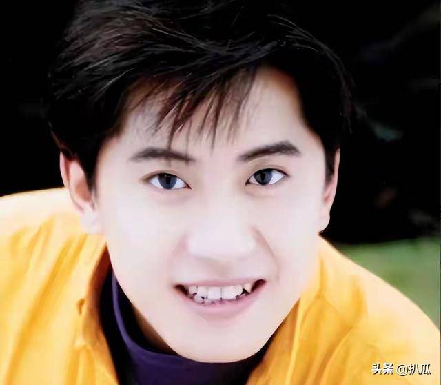 他8次上春晚，作死被捕入狱，如今56岁无人问津，沦落到四处走穴