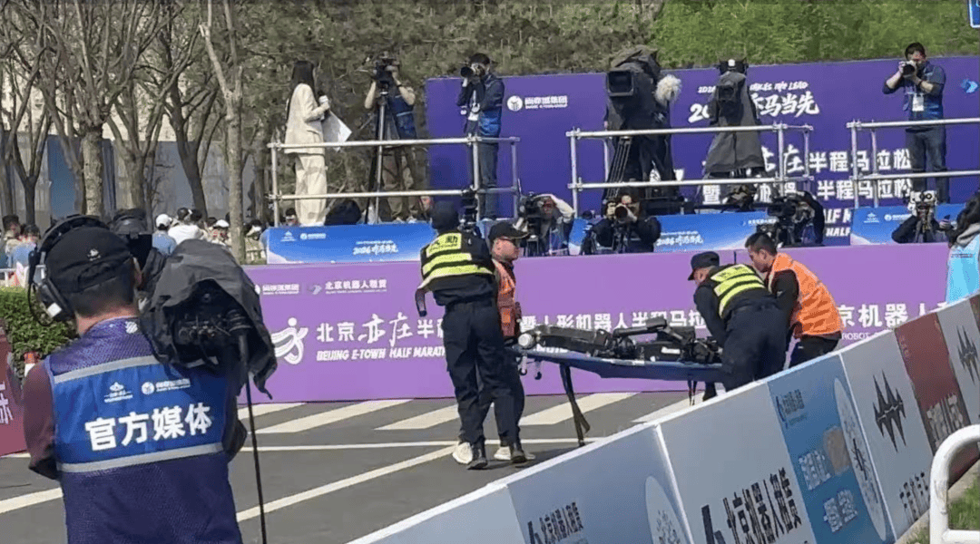 荣耀打破人类纪录，人形机器人需要挤挤“水分”