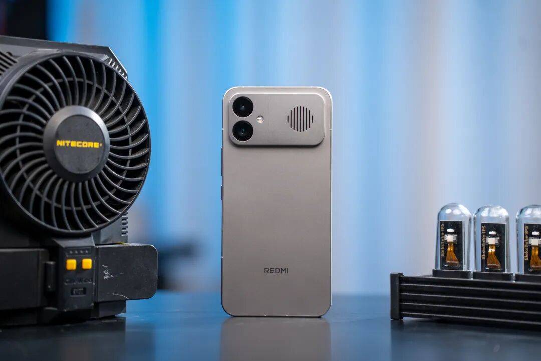 REDMI K90 Max：性能极致电竞体验无短板的中端机皇