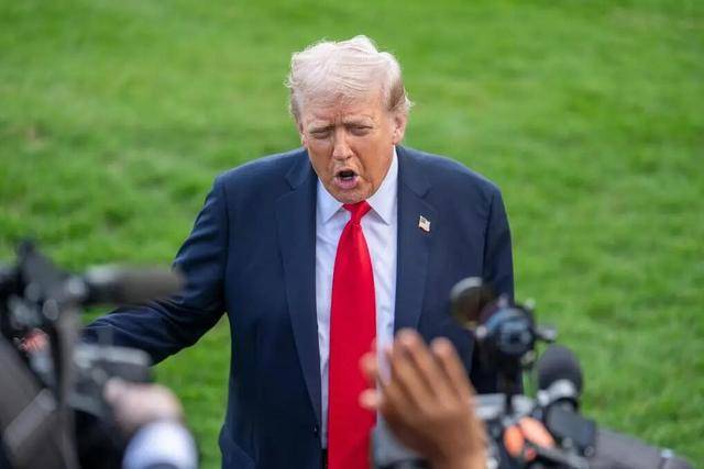 伊朗领导层，集体向敌人喊话，特朗普称“伊朗没时间了”