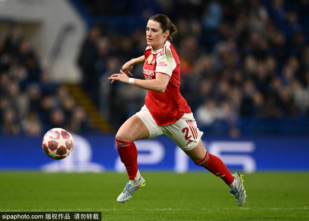 斯蒂芬·卡特利续约阿森纳女足：北伦敦后防基石的坚守与荣耀延续