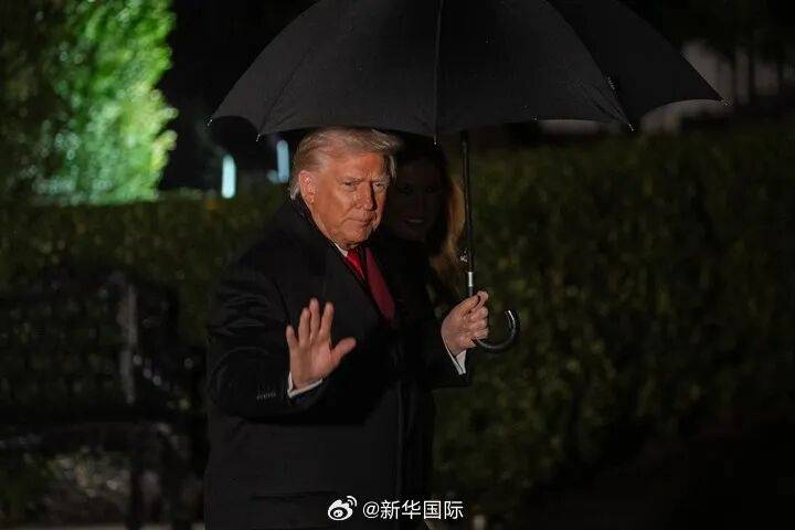 美媒称特朗普将听取打击伊朗新方案：打击目标或包括伊朗的基础设施