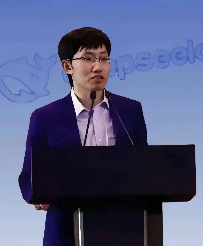 DeepSeek狂融500亿，梁文锋杀疯了