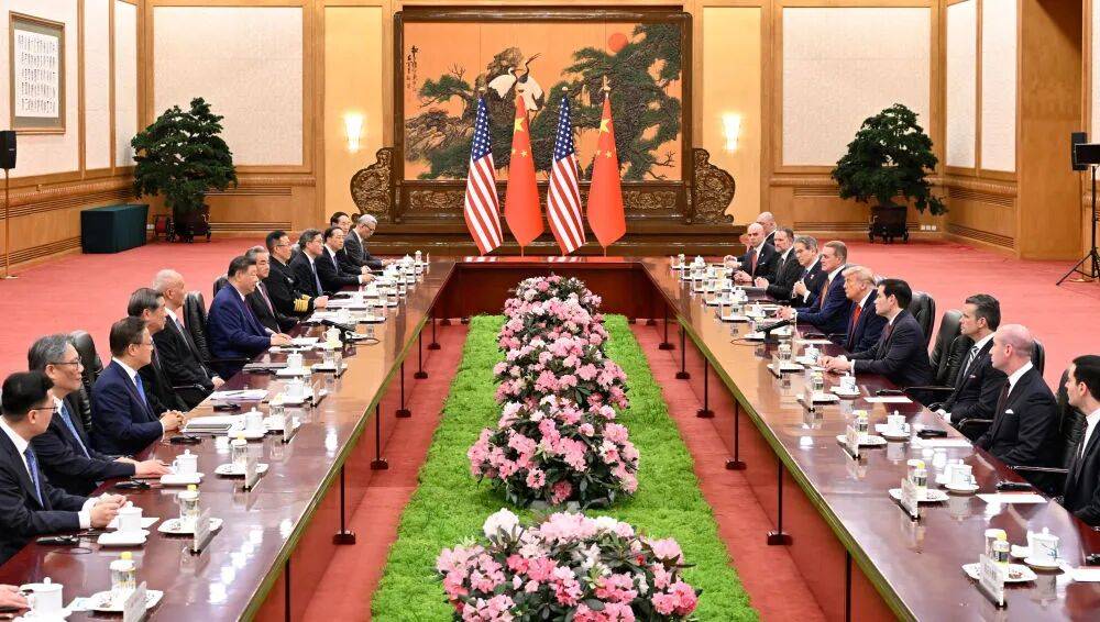 新华图讯丨习近平同特朗普会谈