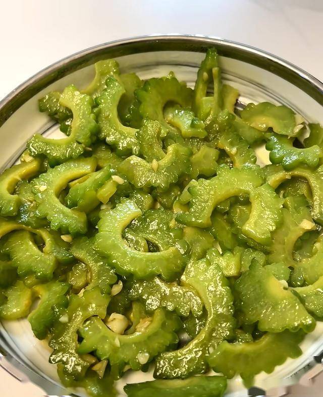 隔天吃一次这5菜，一降血脂、二降血糖、三降胆固醇，正当季