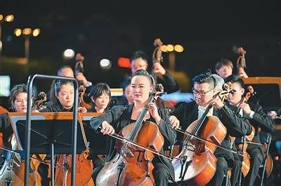 赴一场海河河畔的艺术之约