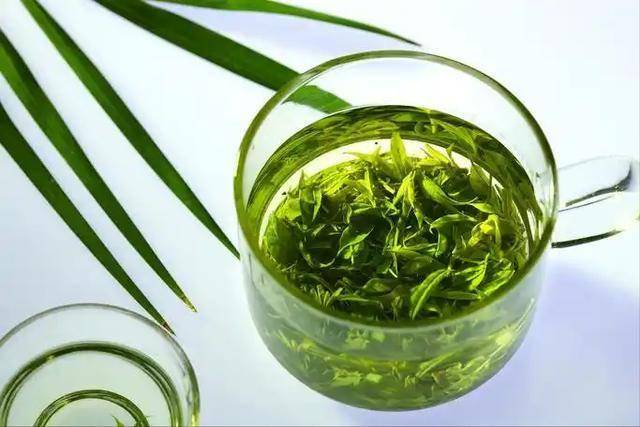 绿茶是脑梗的“加速器”？医生苦劝：想要血管健康，5物谨慎食用