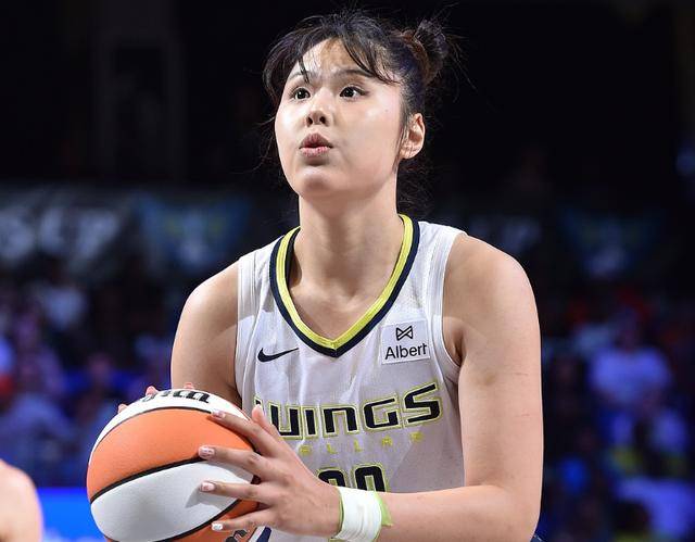 WNBA：李月汝5分钟0+0+0+0+0梦游 飞翼被轰23