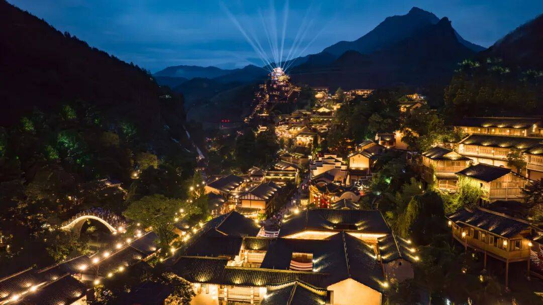 浪”漫上饶 清凉一夏】看望仙谷夜色,做一回快意江湖客_初夏_夜晚_演出