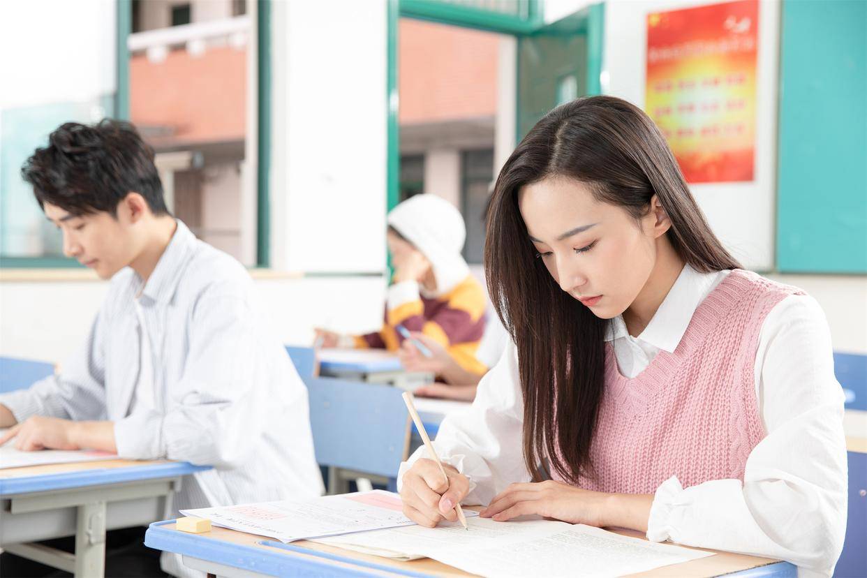 立明堂被指借"国学"之名