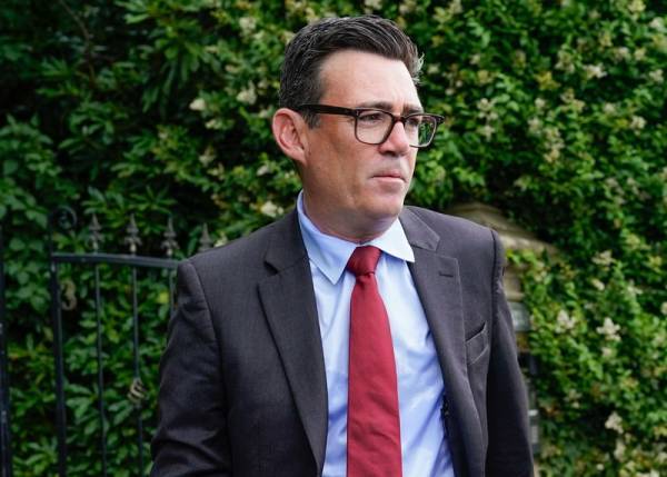 英媒：英国首相热门人选将公布权力下放计划，赋予地方更多决策权-华闻时空