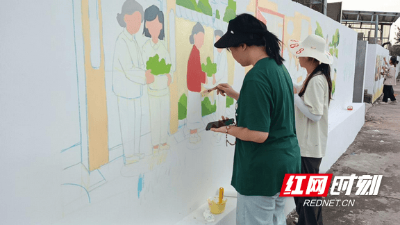 湖南省机关事务局驻村工作队引智赋能 以艺术力量助推中塘村乡村振兴