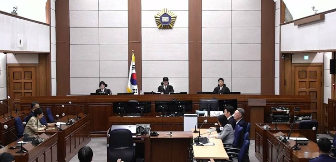 尹锡悦涉嫌选举期间公布虚假事实案一审被判1年6个月，其当选韩国总统或将被视为无效-华闻时空