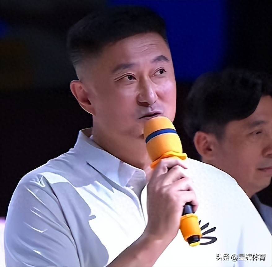牌面!杜锋邀请中国篮球名宿为粤BA打call 周琦在列 徐杰竟也能在列