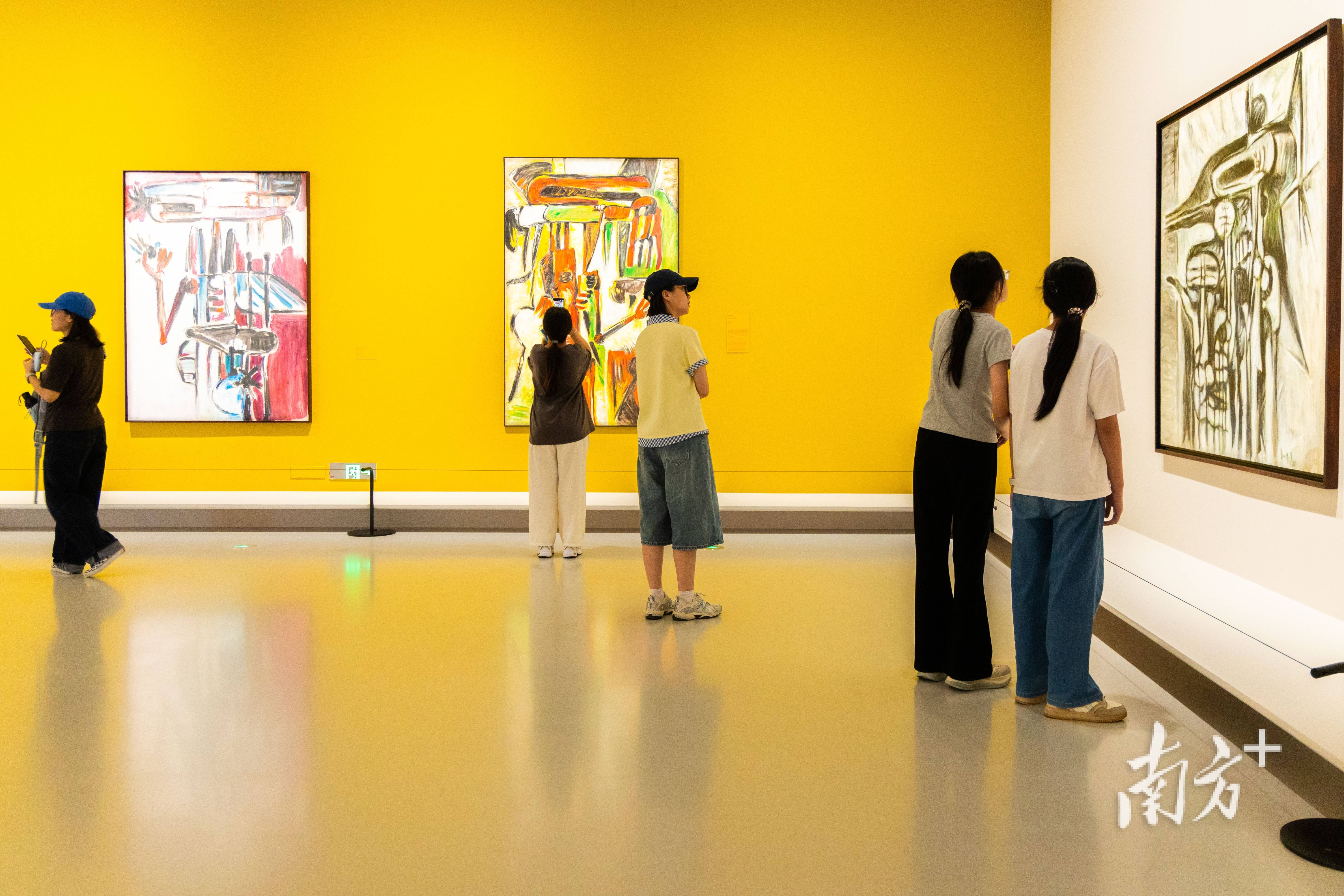 拉丁美洲现代艺术大师奥斯瓦尔多·维加斯作品首次亮相广东美术馆