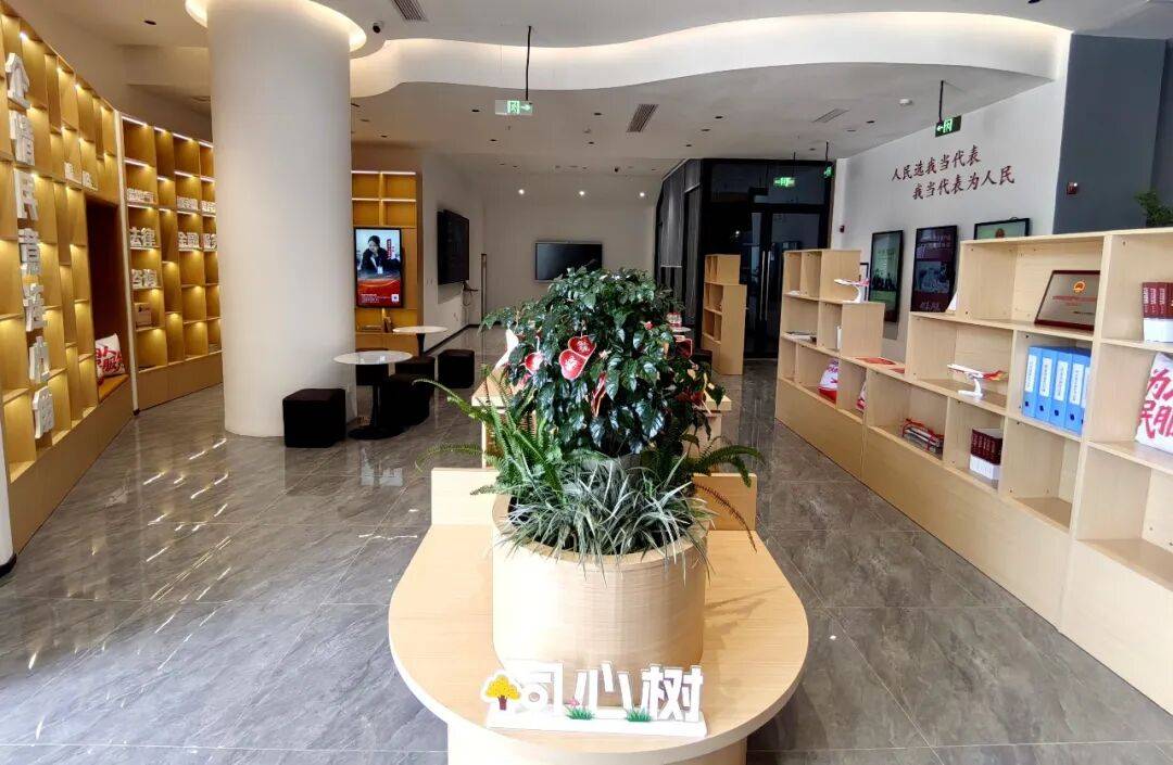 新都区人大:飘扬在“同心树”上的25张“心愿卡”——航空和轨道交通产业人大代表联络站践行全过程人民民主的生动实践_企业_园区_步是