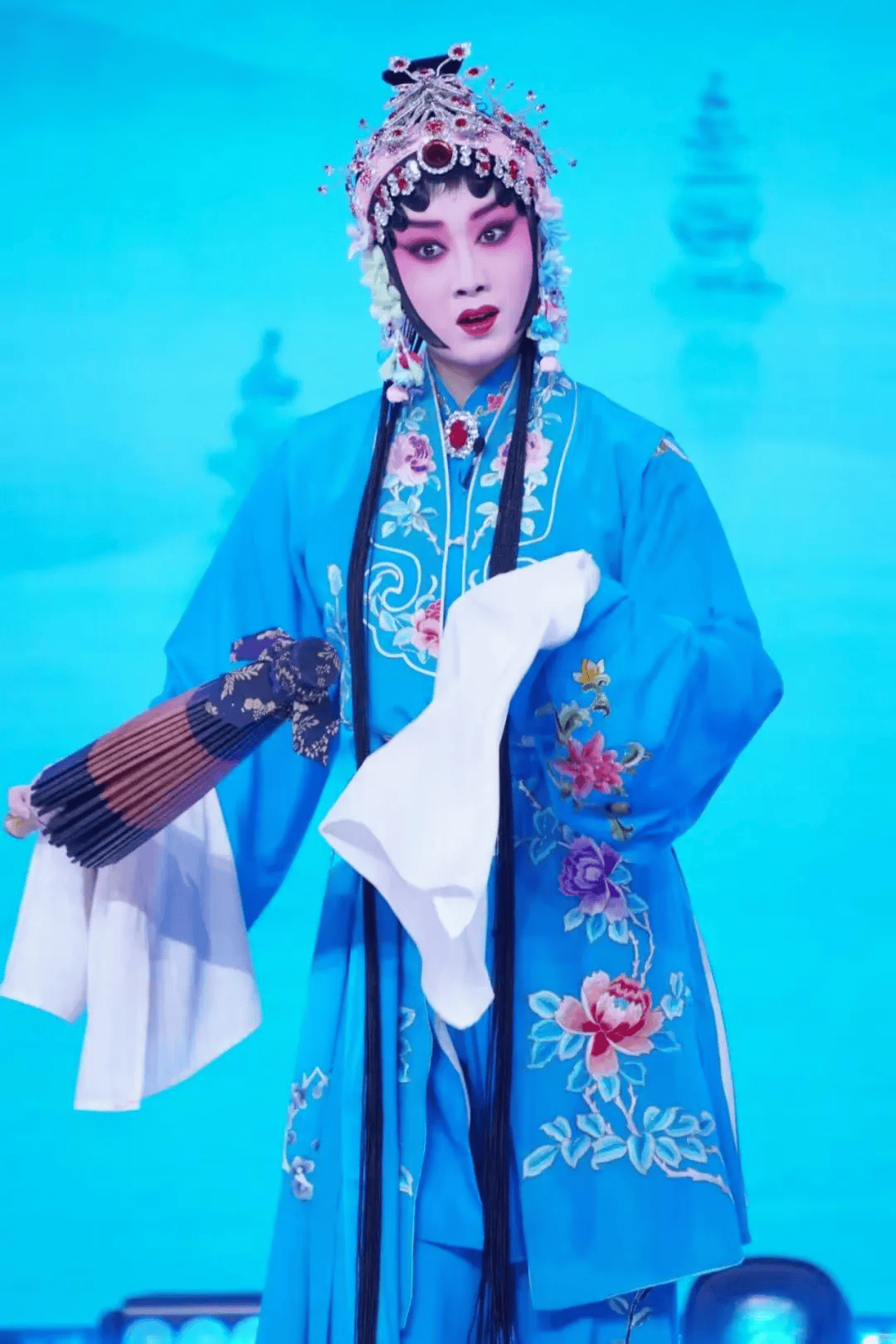 演出预告 | 艺路澜芳·2026 北京京剧院梅派青衣演员路洁京剧巡回系列演出贵州站《白蛇传》《四郎探母》8月28日-29日上演_白素贞_许仙_公主