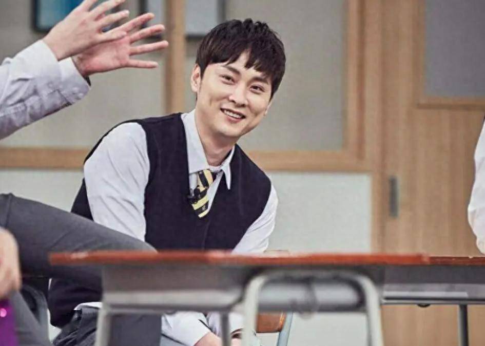 固定出演11年后，闵京勋将“暂别”韩综《认识的哥哥》封面图