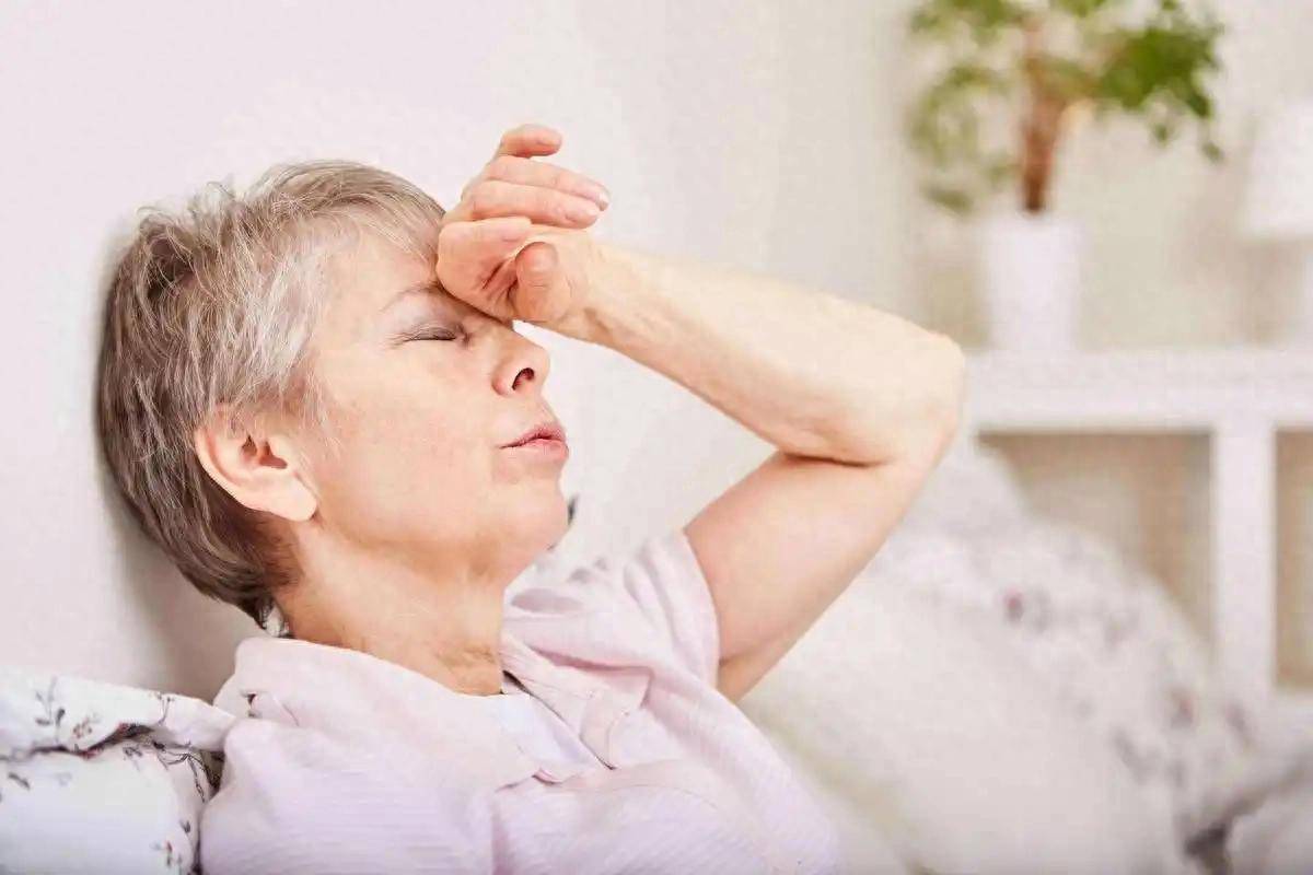 原创            人有没有糖尿病，看躺着就知？糖尿病患者，躺着常有这5个表现！