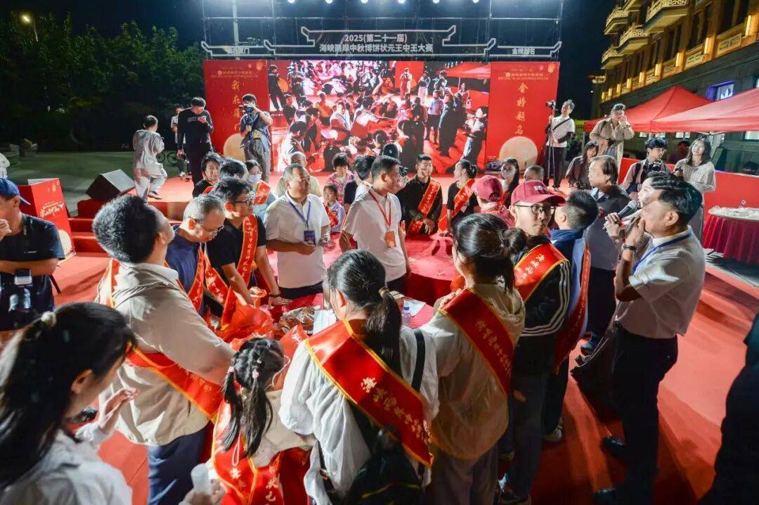 【七律】《故乡中秋》庄灿煌