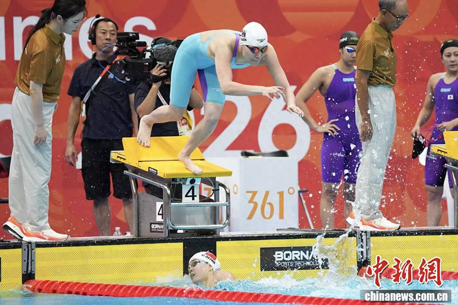 亚运会女子4×100米自由泳接力中国队头名晋级决赛