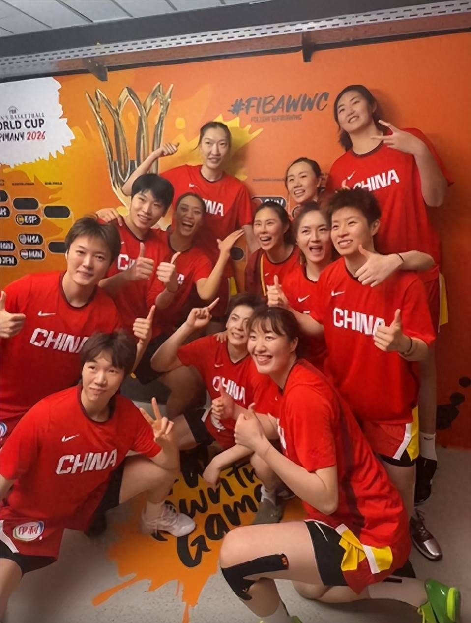 亚运女篮八强诞生！中国女篮迎淘汰赛考验，日韩强敌已就位