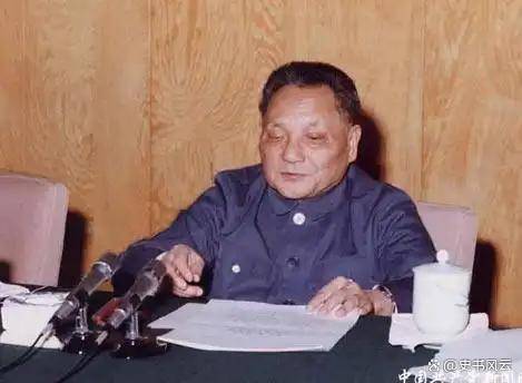 邓小平回怼苏联外长你真矮：七字让全场死寂，霸气反击
