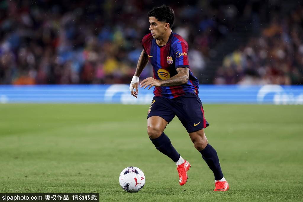 拉菲尼亚现象：从诺坎普到全球热搜，他为何成为9月最受关注的球员？