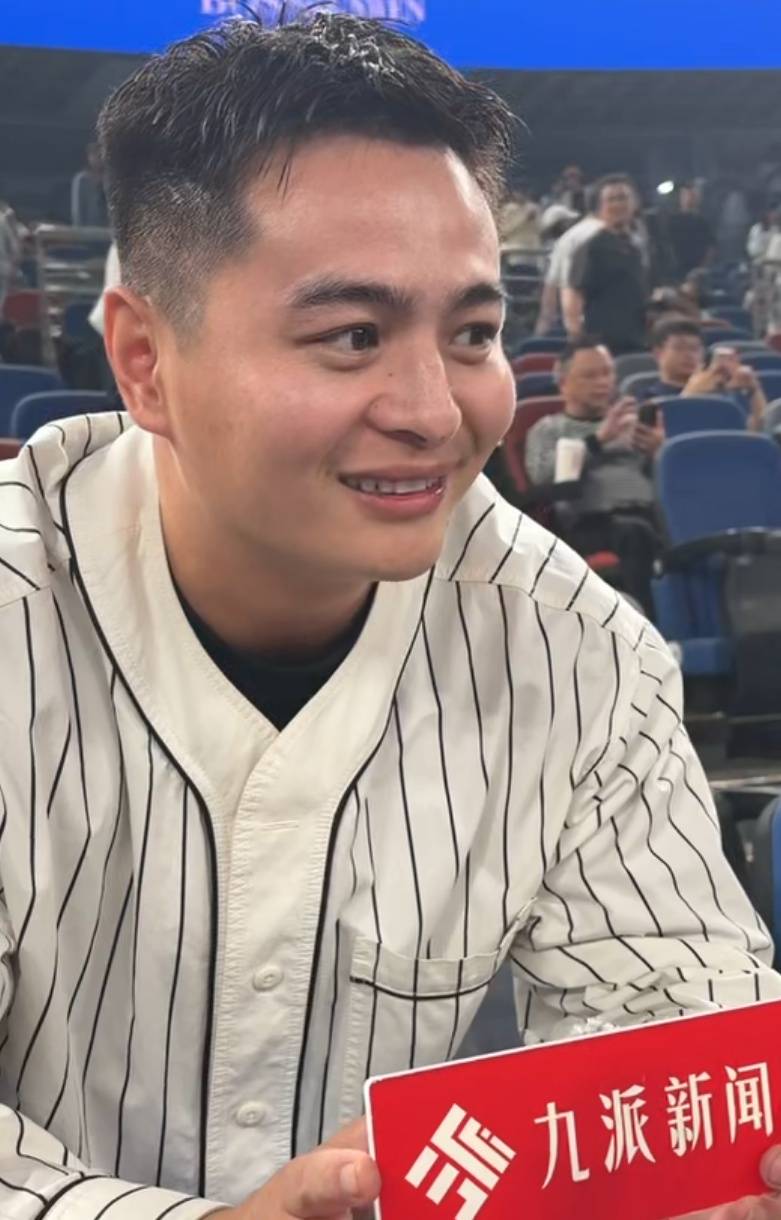 现场见证“三冠王”爆冷出局，武网球迷：值回票价，对逆转萨巴伦卡的李吉妮“路转粉”