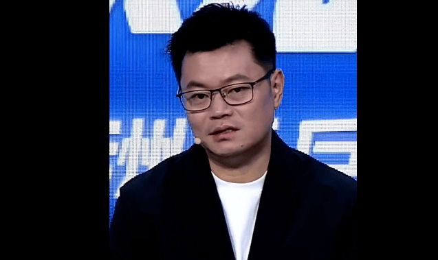 侯英超点评国乒丢冠，孙颖莎王曼昱在，桥本都不敢往前上，蒯曼三单因对削球下风！