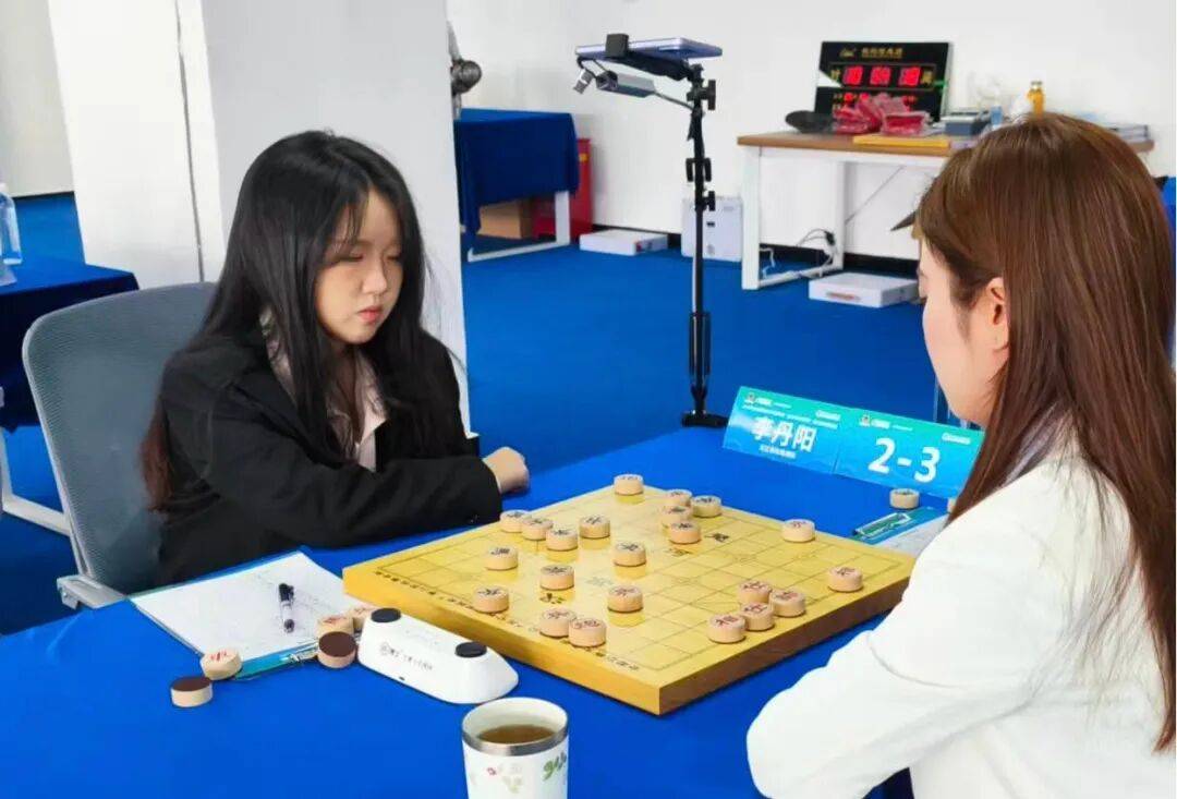 精彩绝伦:弈赴千里山河 守住象甲席位 龙江体彩象棋队本赛季圆满收官(图4) 精彩绝伦:弈赴千里山河 守住象甲席位 龙江体彩象棋队本赛季圆满收官(图4)